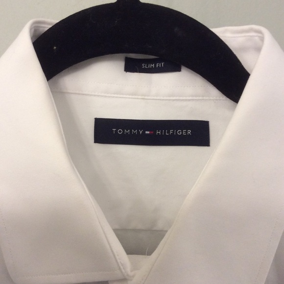 Tommy Hilfiger button down - Picture 2 of 3